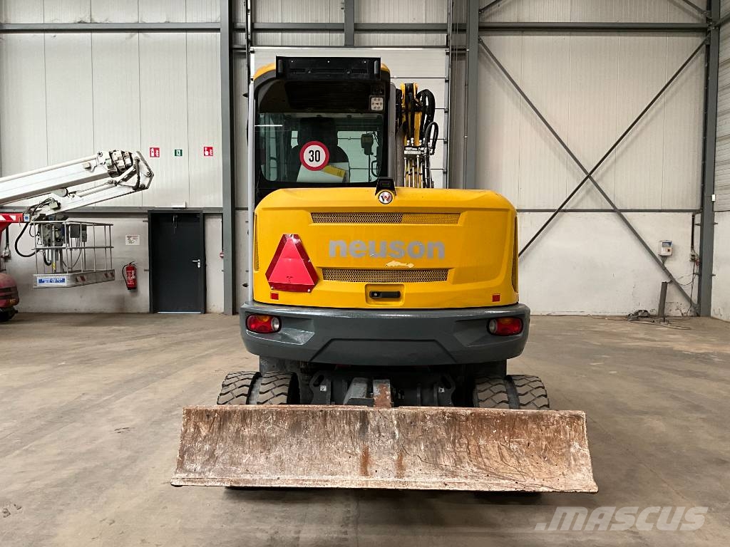 Neuson EW 65 휠 굴삭기