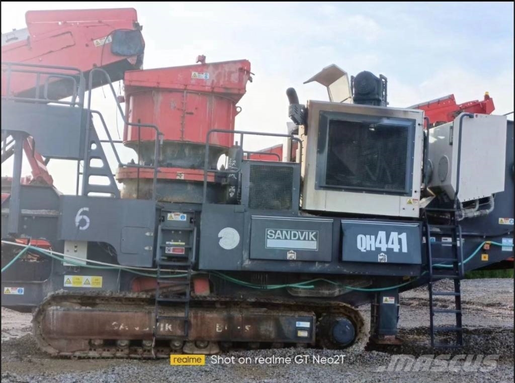 Sandvik Sandvik QJ341,QH441,QA451 Crawler Crushing Plant Mobile Brecher