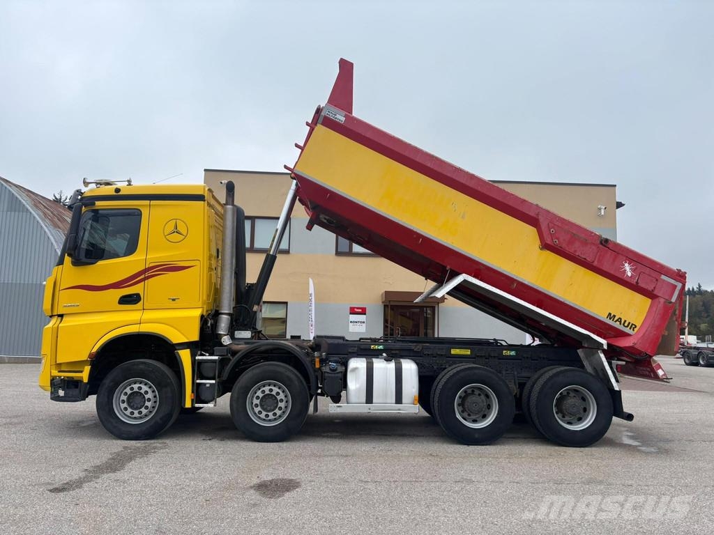 Mercedes-Benz AROCS 3263 8x4/4 EURO6 + TANDEM + RETARDER + HEATI شاحنات قلابة