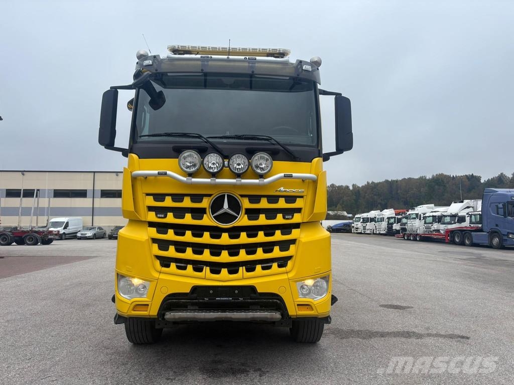Mercedes-Benz AROCS 3263 8x4/4 EURO6 + TANDEM + RETARDER + HEATI Tipper trucks