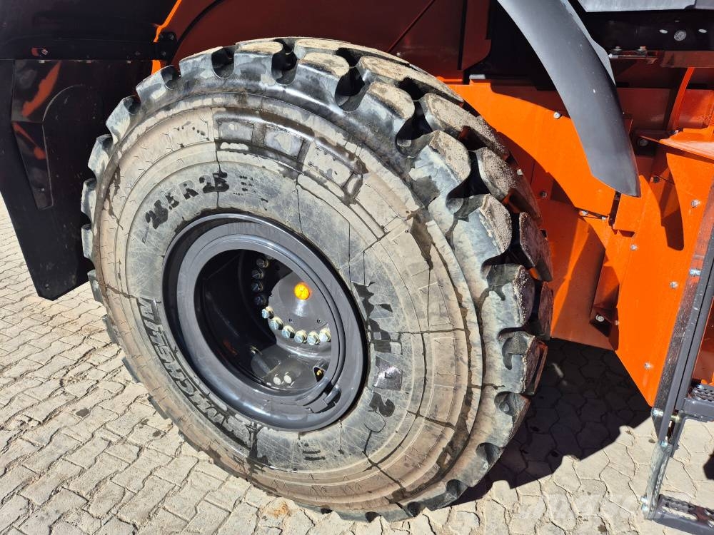 Hitachi ZW 310-7 Фронтальні навантажувачі