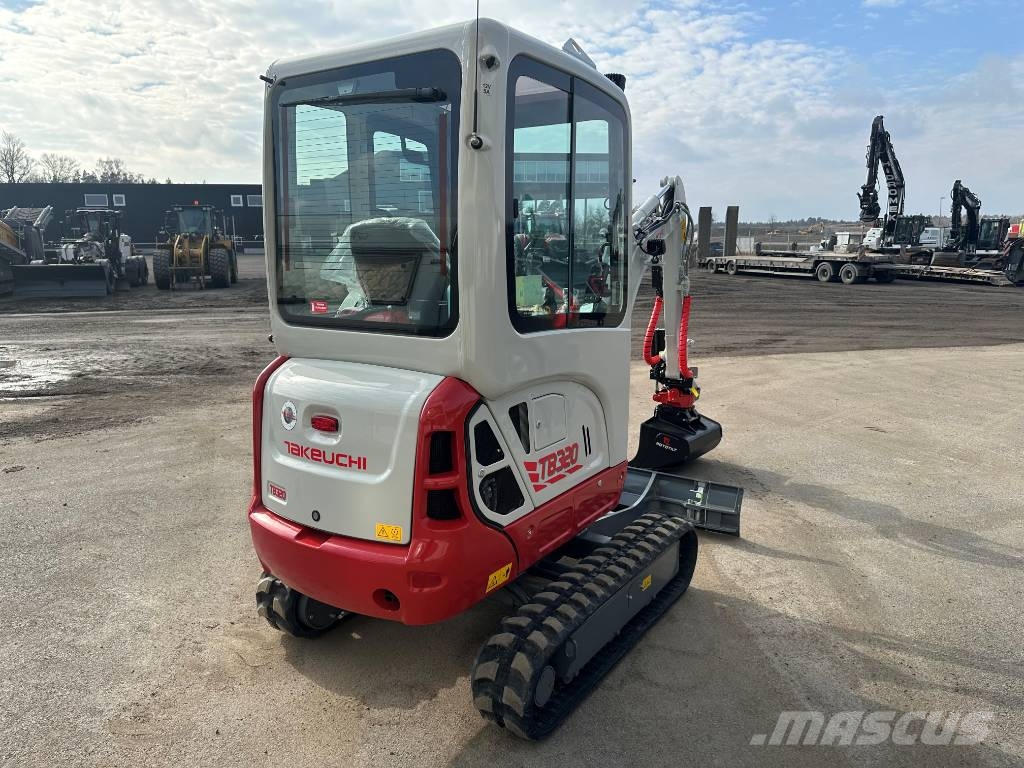 Takeuchi TB 320 Erbjudande!!! Mini excavatoare < 7t