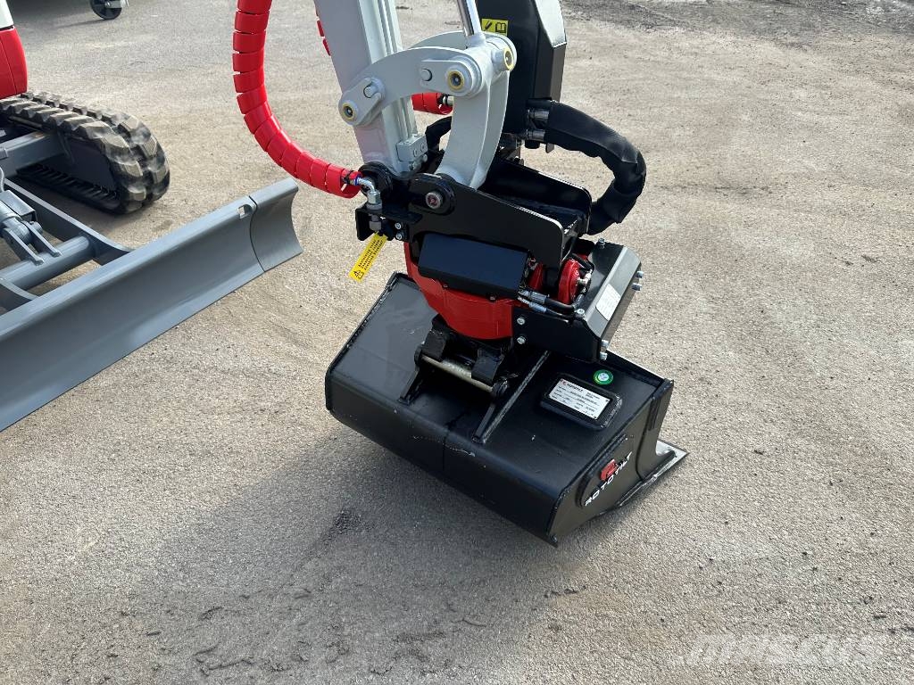 Takeuchi TB 320 Erbjudande!!! Mini excavatoare < 7t