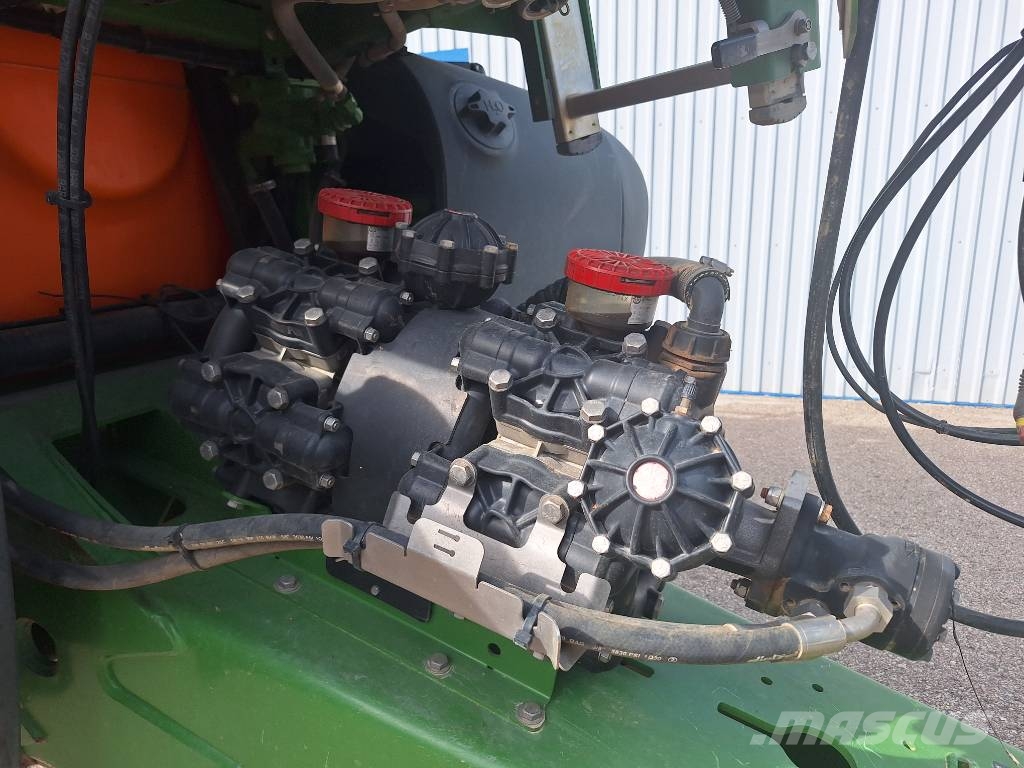 Amazone UX 6201 Super Vučene prskalice