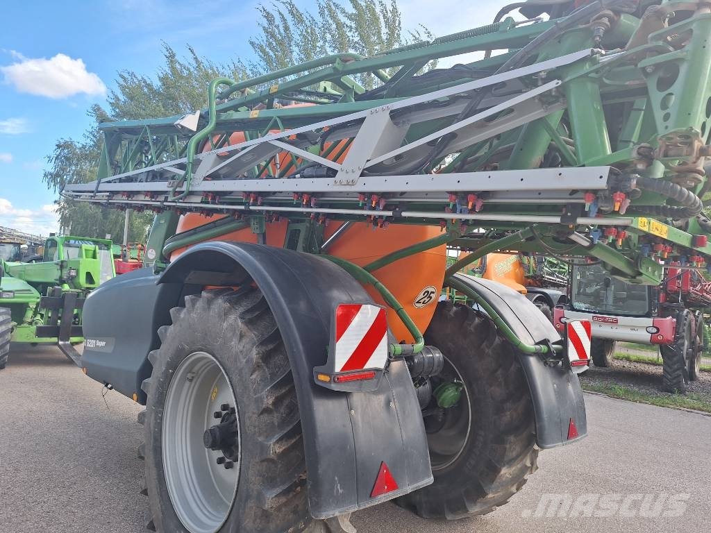 Amazone UX 6201 Super Vučene prskalice