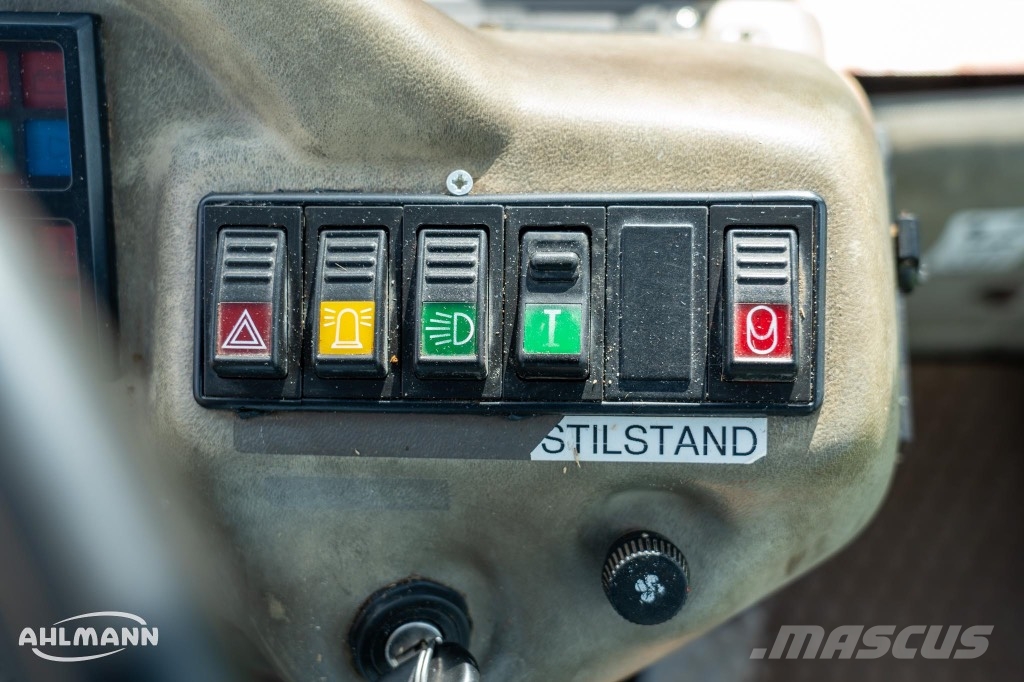 Ahlmann Zwenklader AZ 85t لوادر بعجل