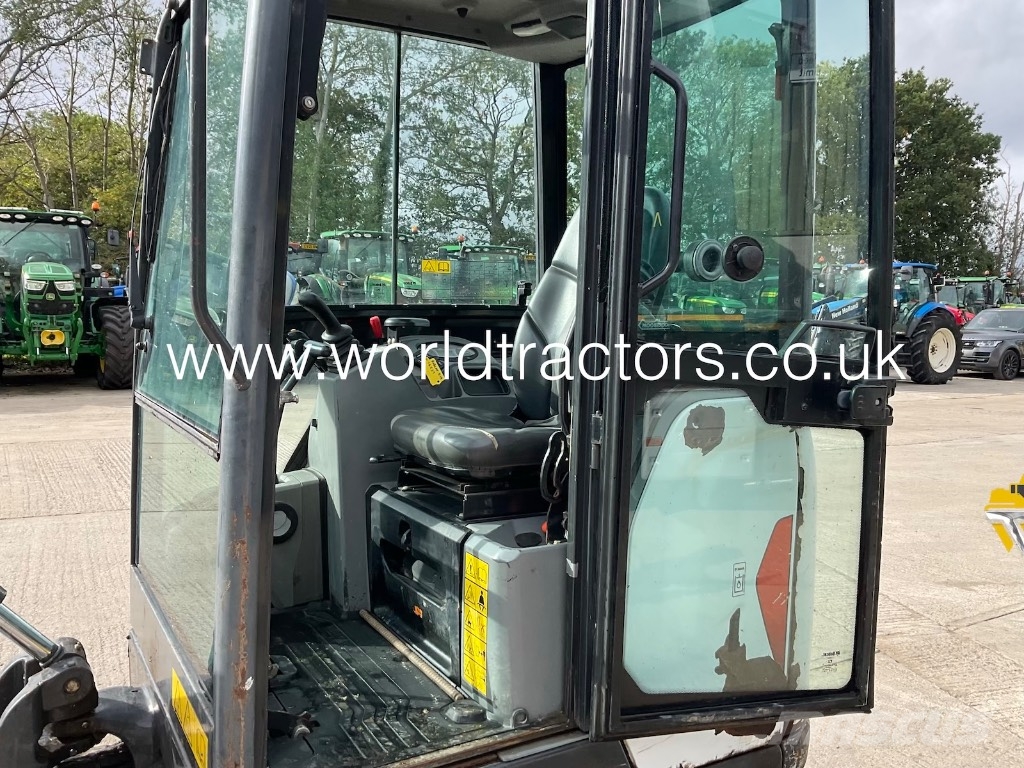 Bobcat E 19 Mini bagri <7t