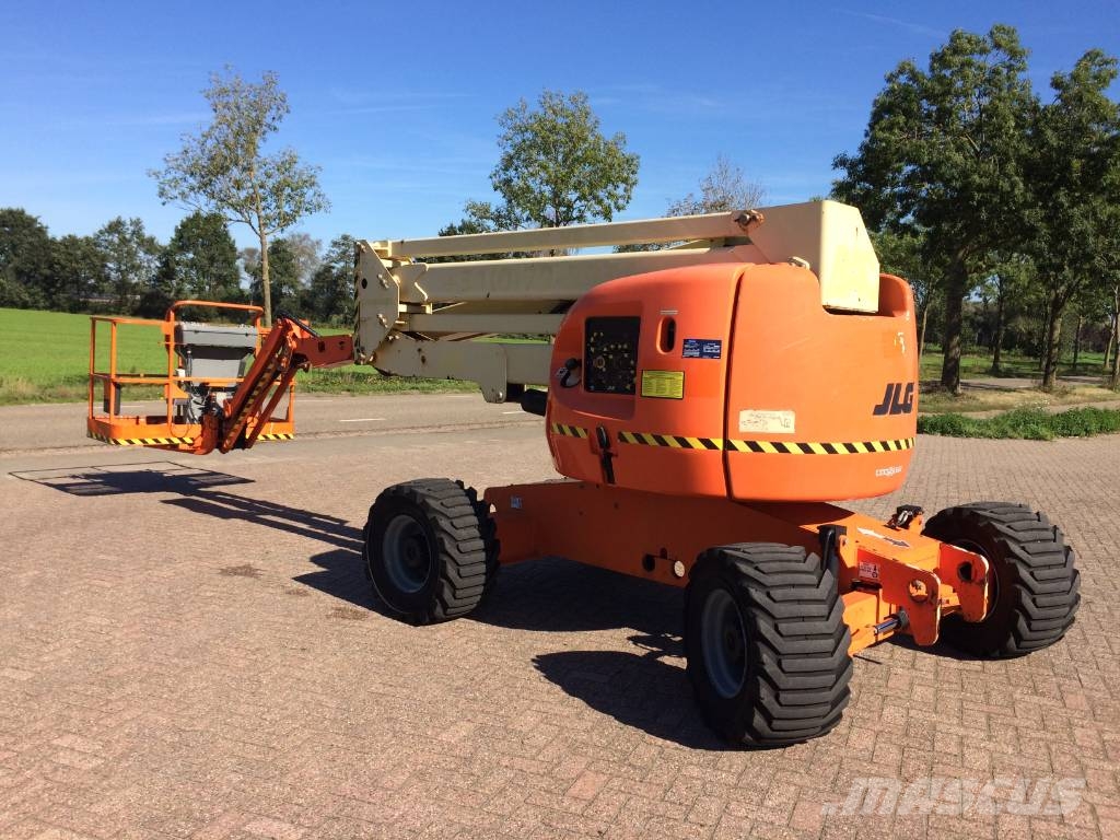 JLG 510 AJ Strēles pacēlāji