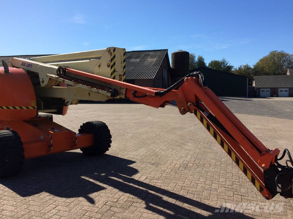 JLG 510 AJ Strēles pacēlāji