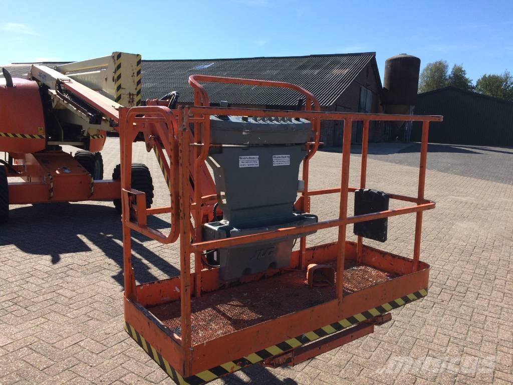 JLG 510 AJ Strēles pacēlāji