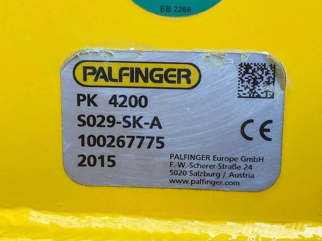 Renault D7.5 180 4X2 + PALFINGER PK 4200 KRAAN/KRAN/CRANE/ Kamioni sa kranom