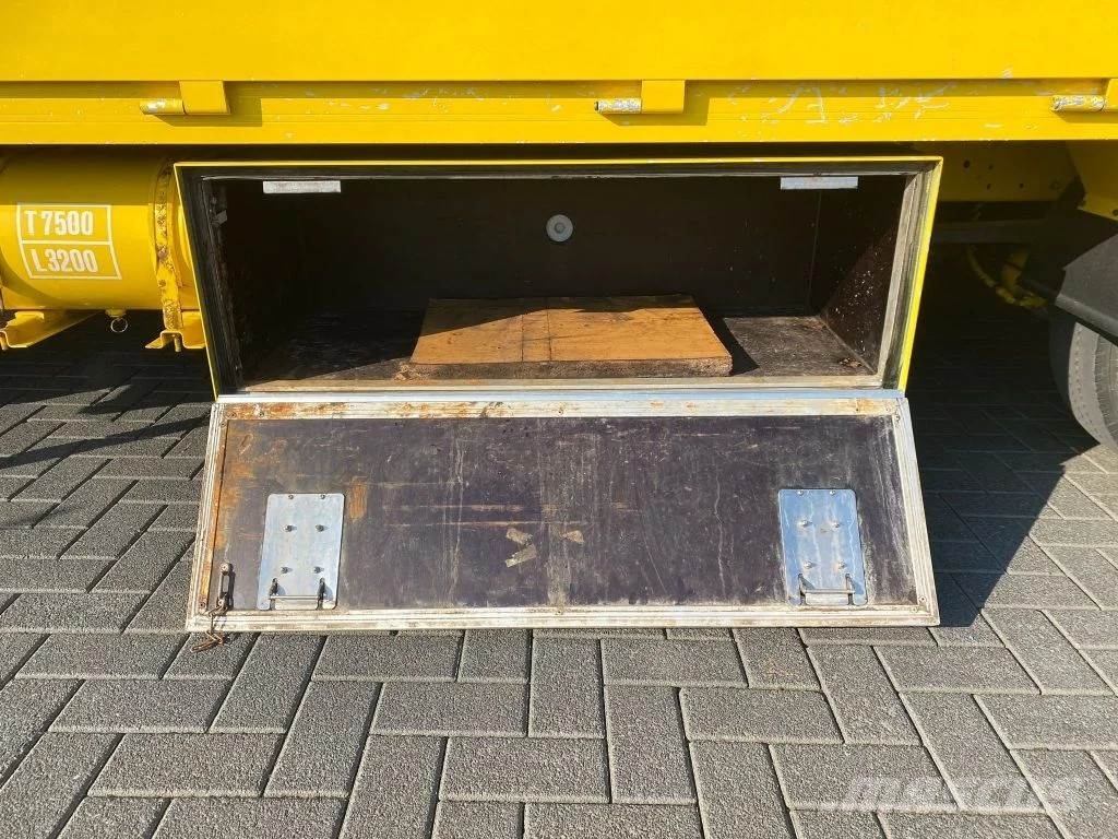 Renault D7.5 180 4X2 + PALFINGER PK 4200 KRAAN/KRAN/CRANE/ Kamioni sa kranom