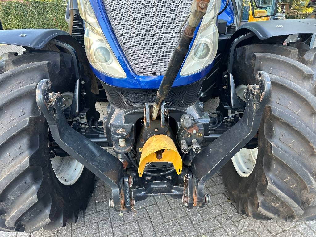 New Holland T 6.175 AC Traktori