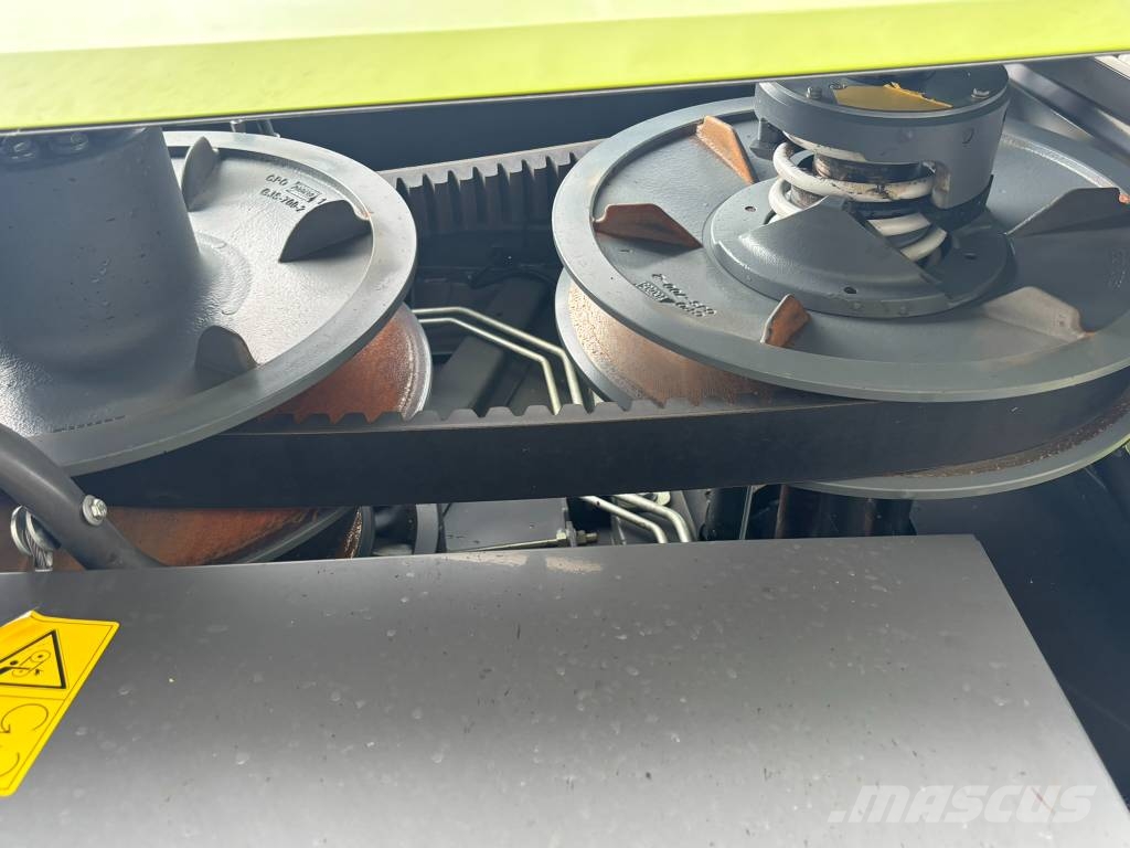 CLAAS Lexion 8700 TerraTrac Kombajni