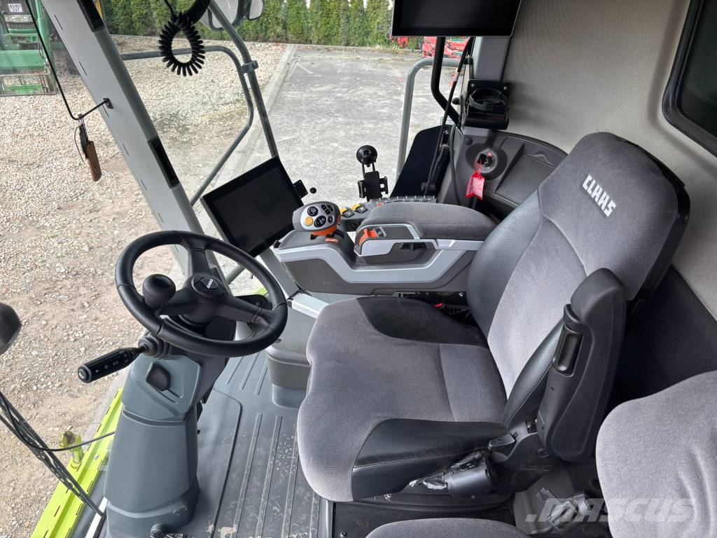 CLAAS Lexion 8700 TerraTrac Kombajni