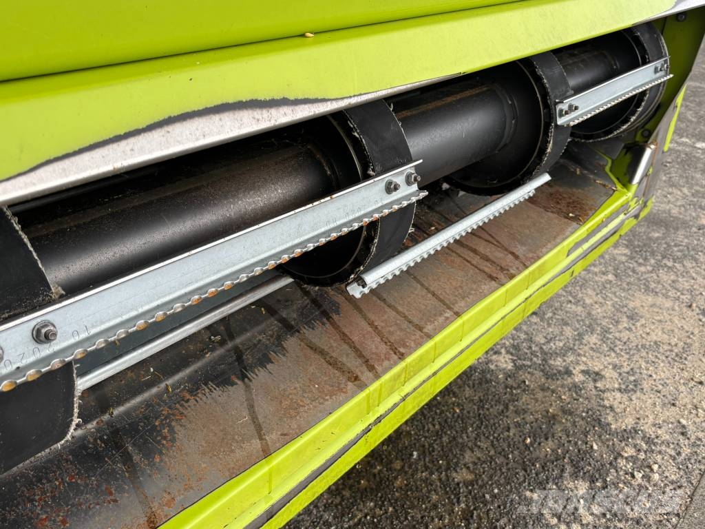 CLAAS Lexion 8700 TerraTrac Kombajni