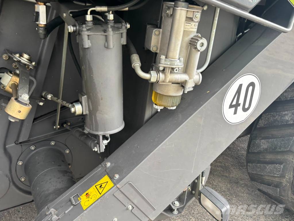 CLAAS Lexion 8700 TerraTrac Kombajni