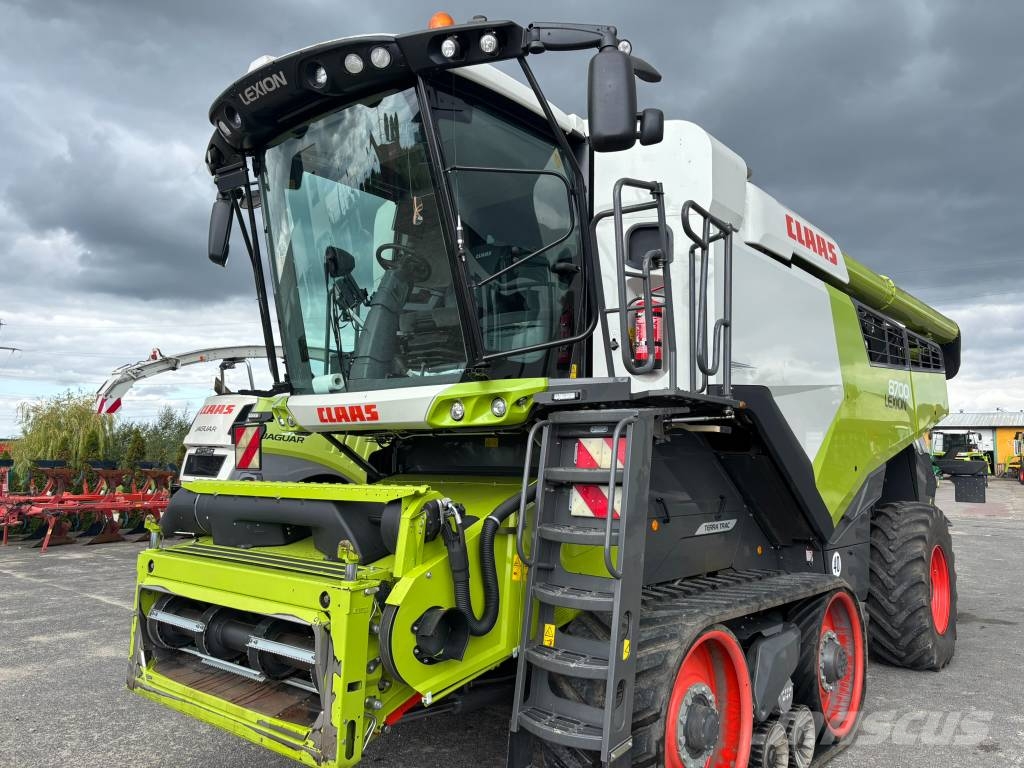 CLAAS Lexion 8700 TerraTrac Kombajni