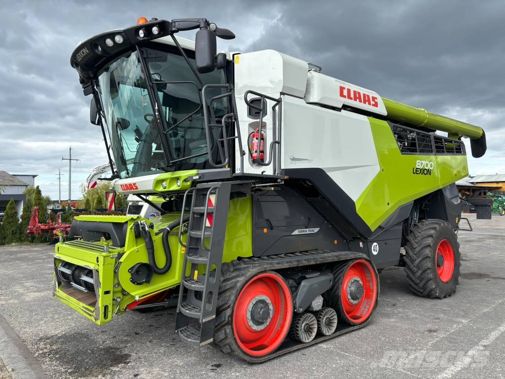 CLAAS Lexion 8700 TerraTrac Kombajni