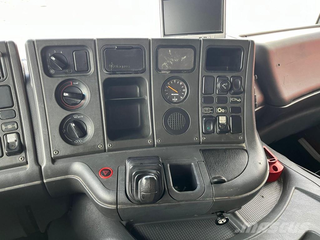 Scania P 94 4x2 TANK 9000 I + 1200 l / VACUUM Jurop PR150 Slamsugningsbil