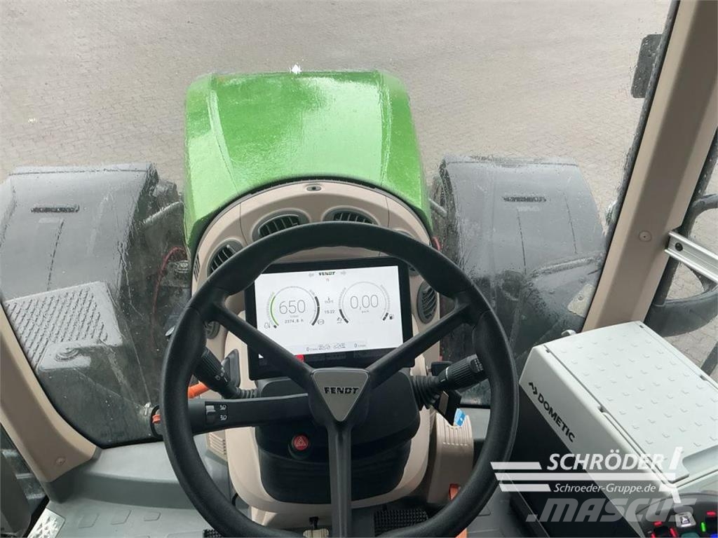 Fendt 936 VARIO GEN7 PROFI PLUS Трактори