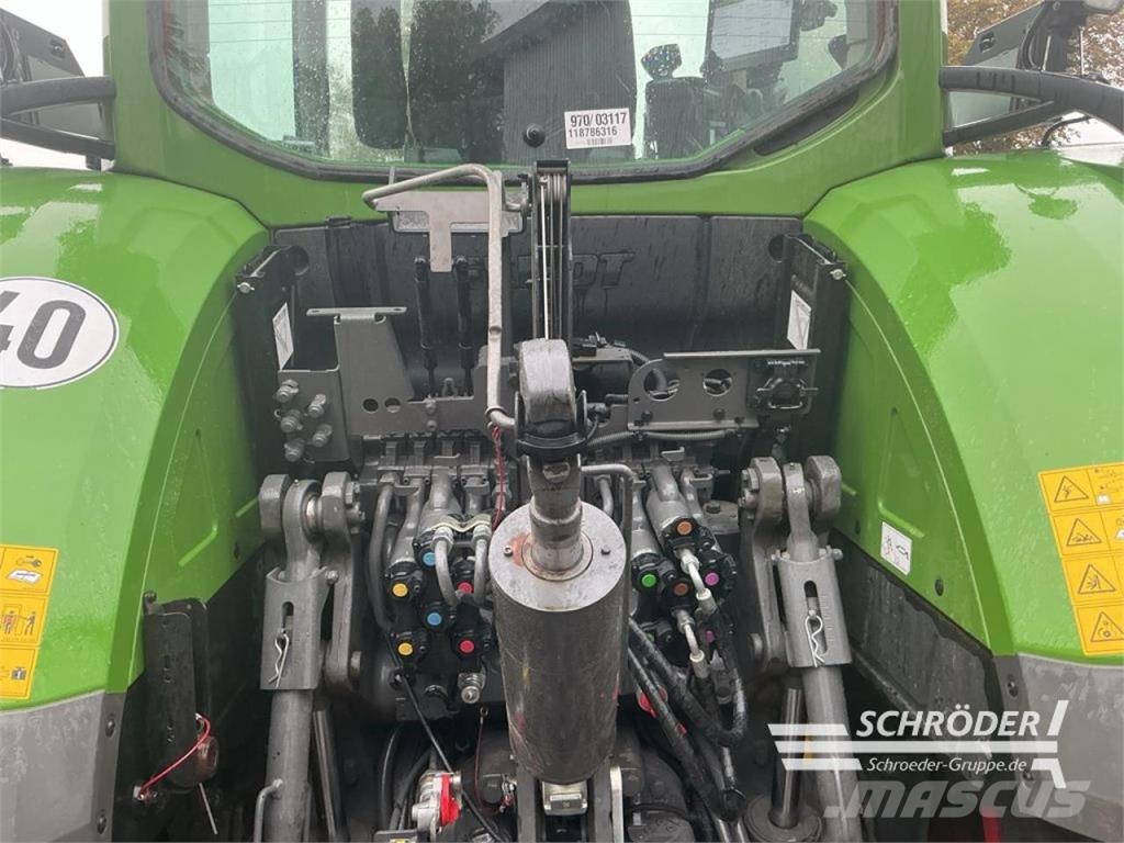 Fendt 936 VARIO GEN7 PROFI PLUS Трактори