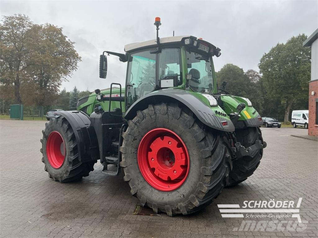 Fendt 936 VARIO GEN7 PROFI PLUS Трактори