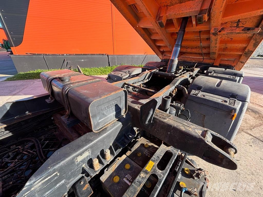 MAN TGA 26.400 6x4 FULLSTEEL / BOX L=4795 mm Pašizgāzējs