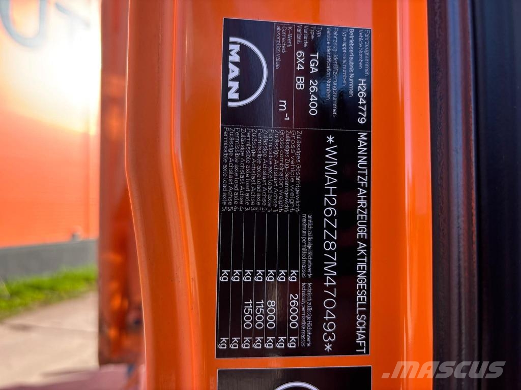 MAN TGA 26.400 6x4 FULLSTEEL / BOX L=4795 mm Pašizgāzējs