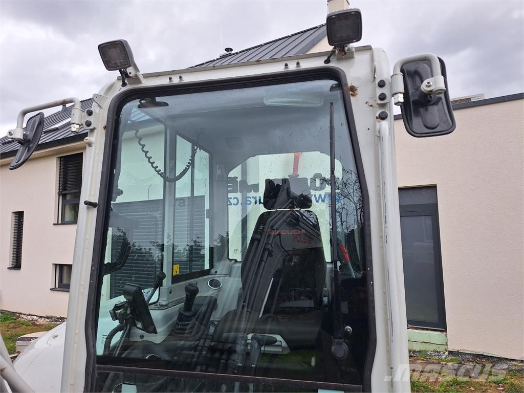 Takeuchi TB 335 R معدات البناء - غير ذلك