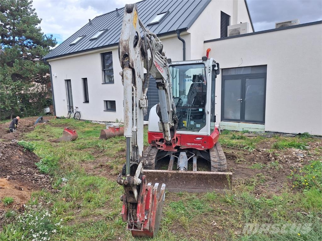 Takeuchi TB 335 R معدات البناء - غير ذلك