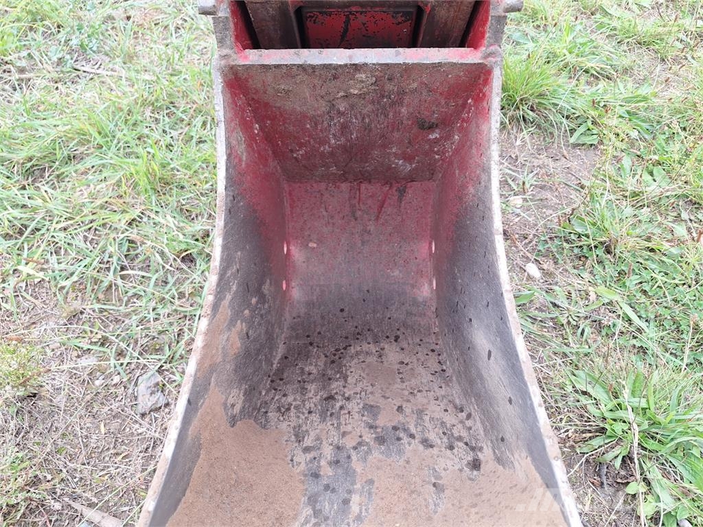 Takeuchi TB 335 R معدات البناء - غير ذلك