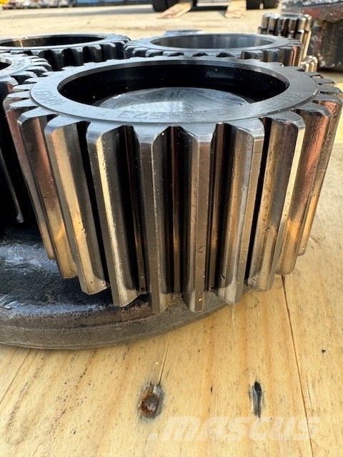 O&K RH 25.5 USED SWING GEARS Transmission