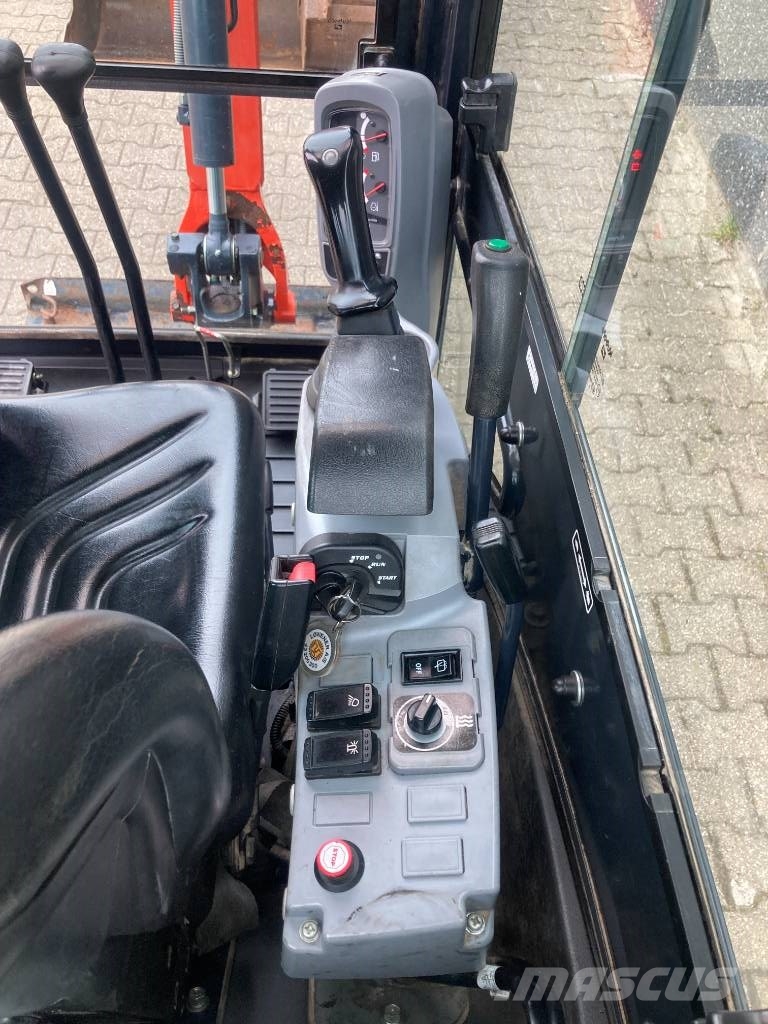 Kubota KX 016-4 حفارات صغيرة أقل من 7 طن (حفارات صغيرة)