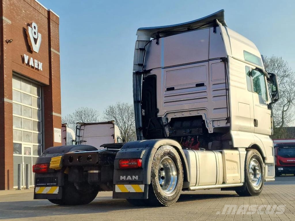MAN TGX 18.560 4x2 - Retarder - Night clima - Full air Trækkere