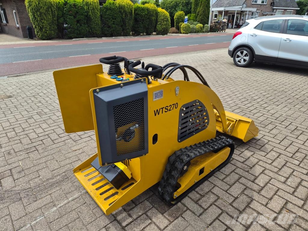 Bobcat Schranklader loader shovel لوادر زحافة
