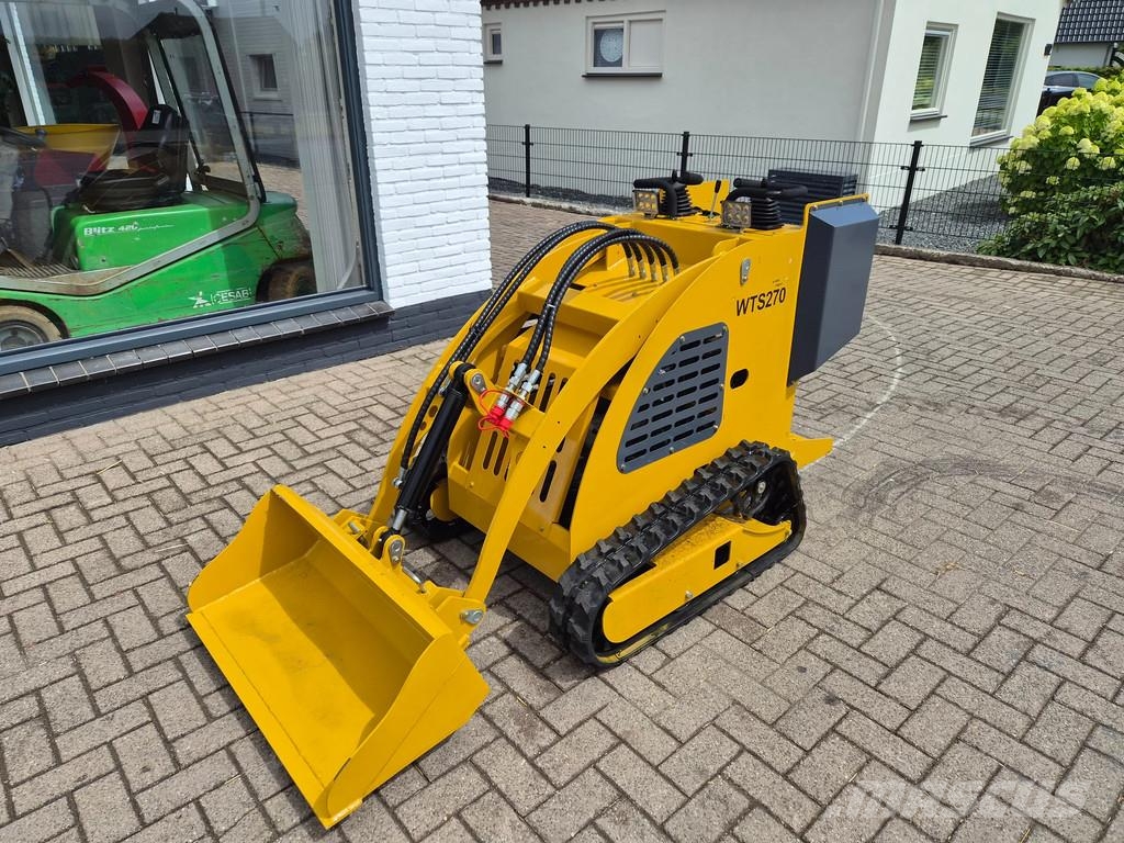 Bobcat Schranklader loader shovel لوادر زحافة