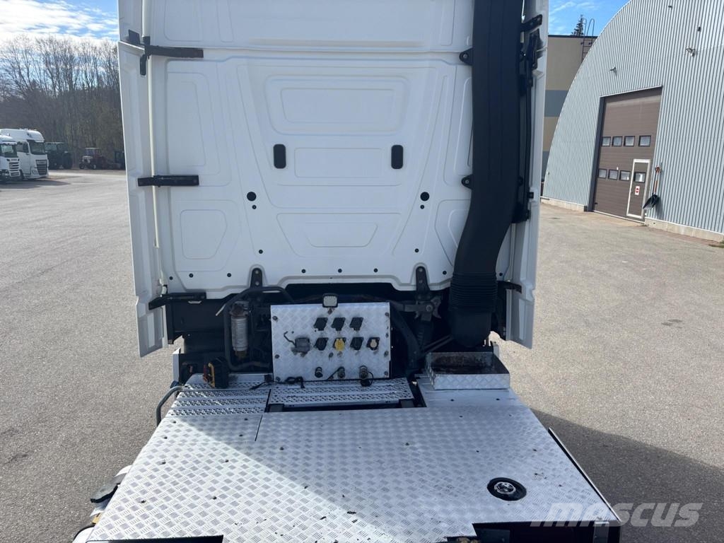 Mercedes-Benz ACTROS 2551 6x2 EURO6 + RETARDER + HYDRAULICS Camiones tractor