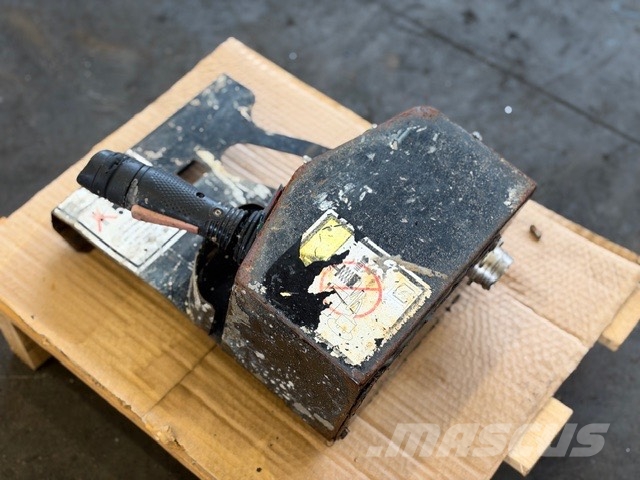 SkyJack SKYJACK SJ6832RT USED ELECTRIC MANIPULATOR Käärtõstukid