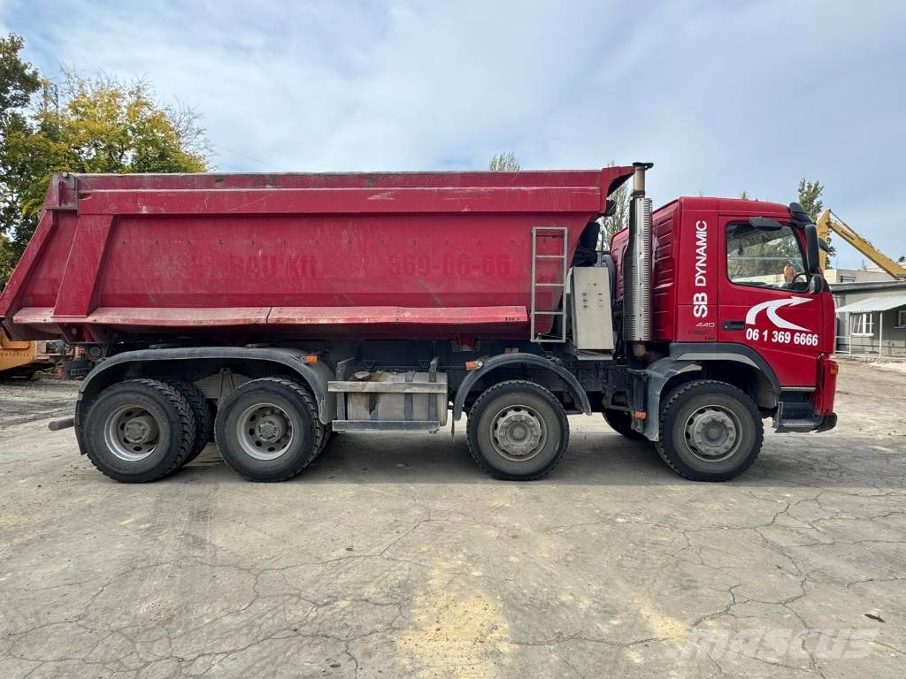 Volvo FM 13 自卸式货车