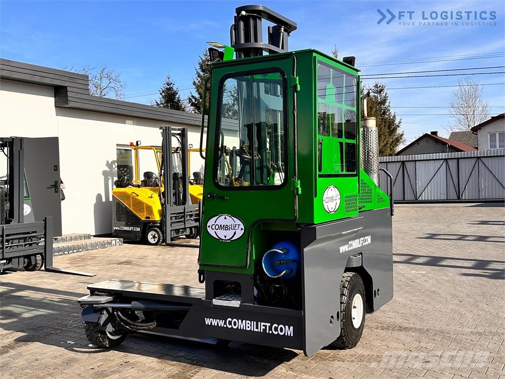 Combilift C4000 / LPG / DUPLEX / 4500MM / FREE LIFT / LIKE N 4-vägstruck