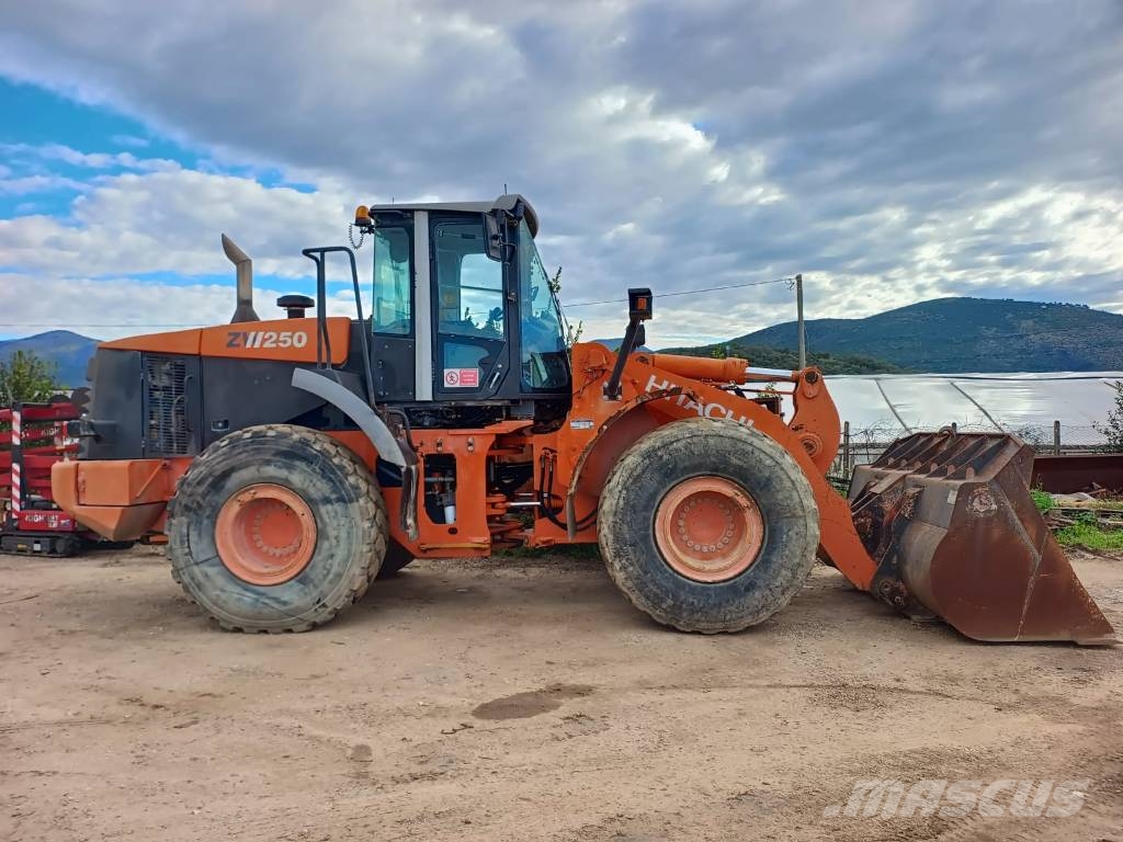 Hitachi ZW 250 Radlader