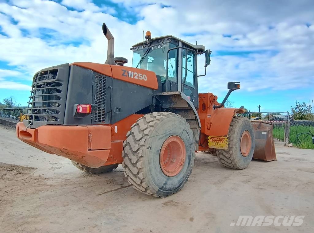 Hitachi ZW 250 Radlader