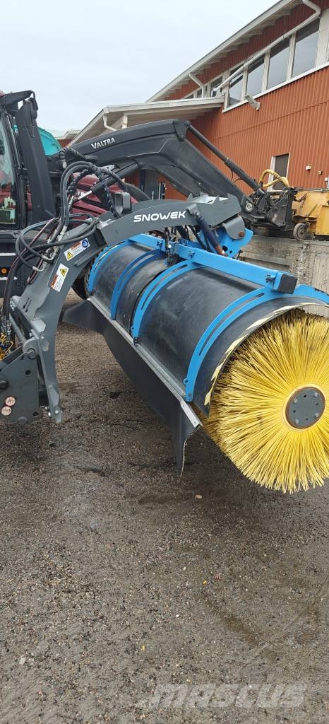Snowek Ah300 Avoharja Kefék