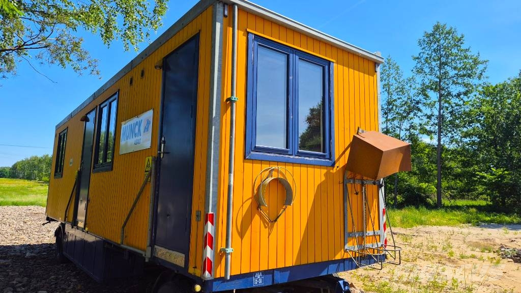 Weiro MOBILNY KONTENER SOCJALNO - SYPIALNY (9,0 m) Contenedores especiales