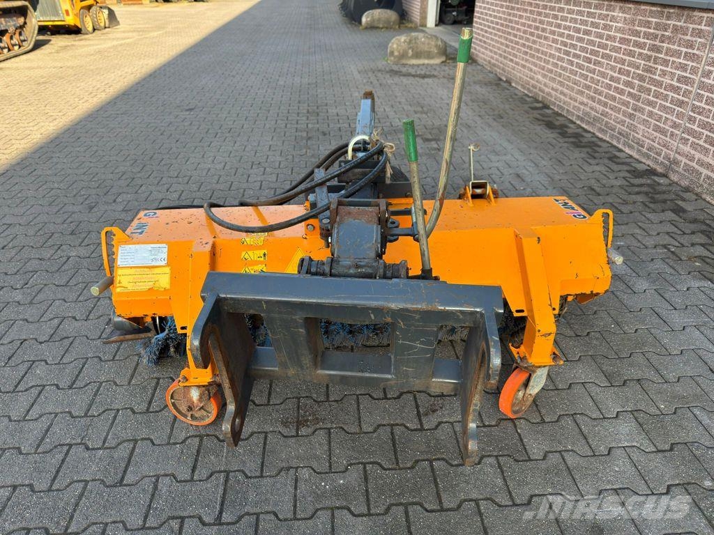 GiANT Veegmachine Barredoras