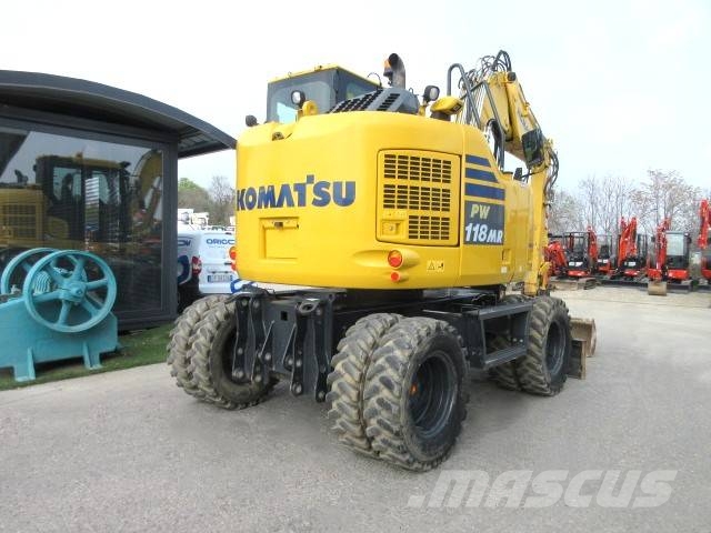 Komatsu PW118 MR-11 Lastik tekerli ekskavatörler