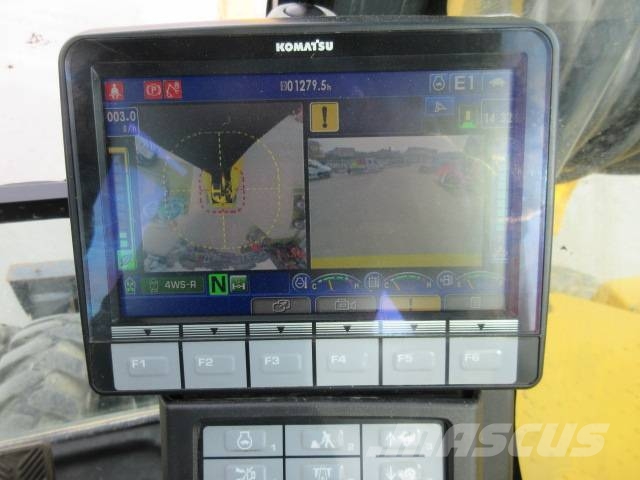 Komatsu PW118 MR-11 Lastik tekerli ekskavatörler