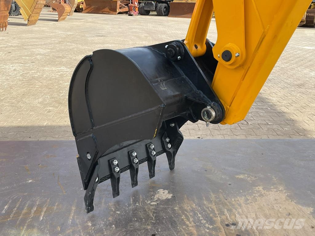 JCB 3DX 4WD hammerlines Graaf-laadcombinaties