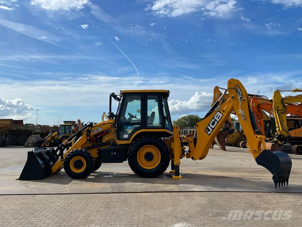 JCB 3DX 4WD hammerlines Graaf-laadcombinaties